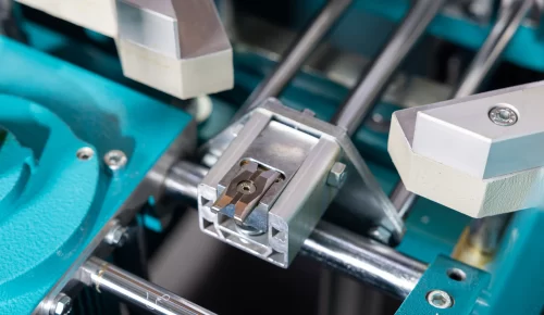 CA 601 – Yarı-Otomatik PVC Tek Köşe Temizleme Makinesi